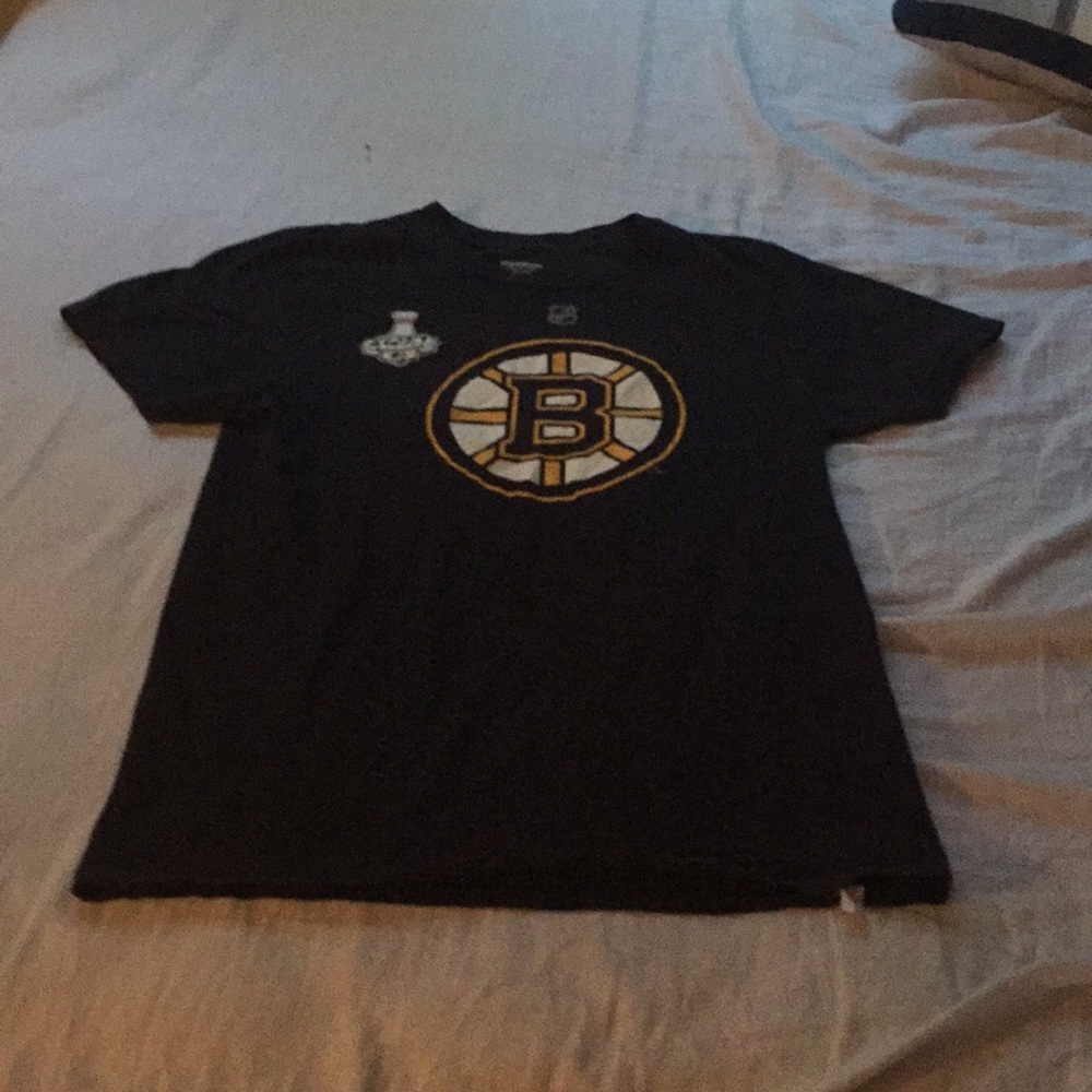 Bruins T shirt